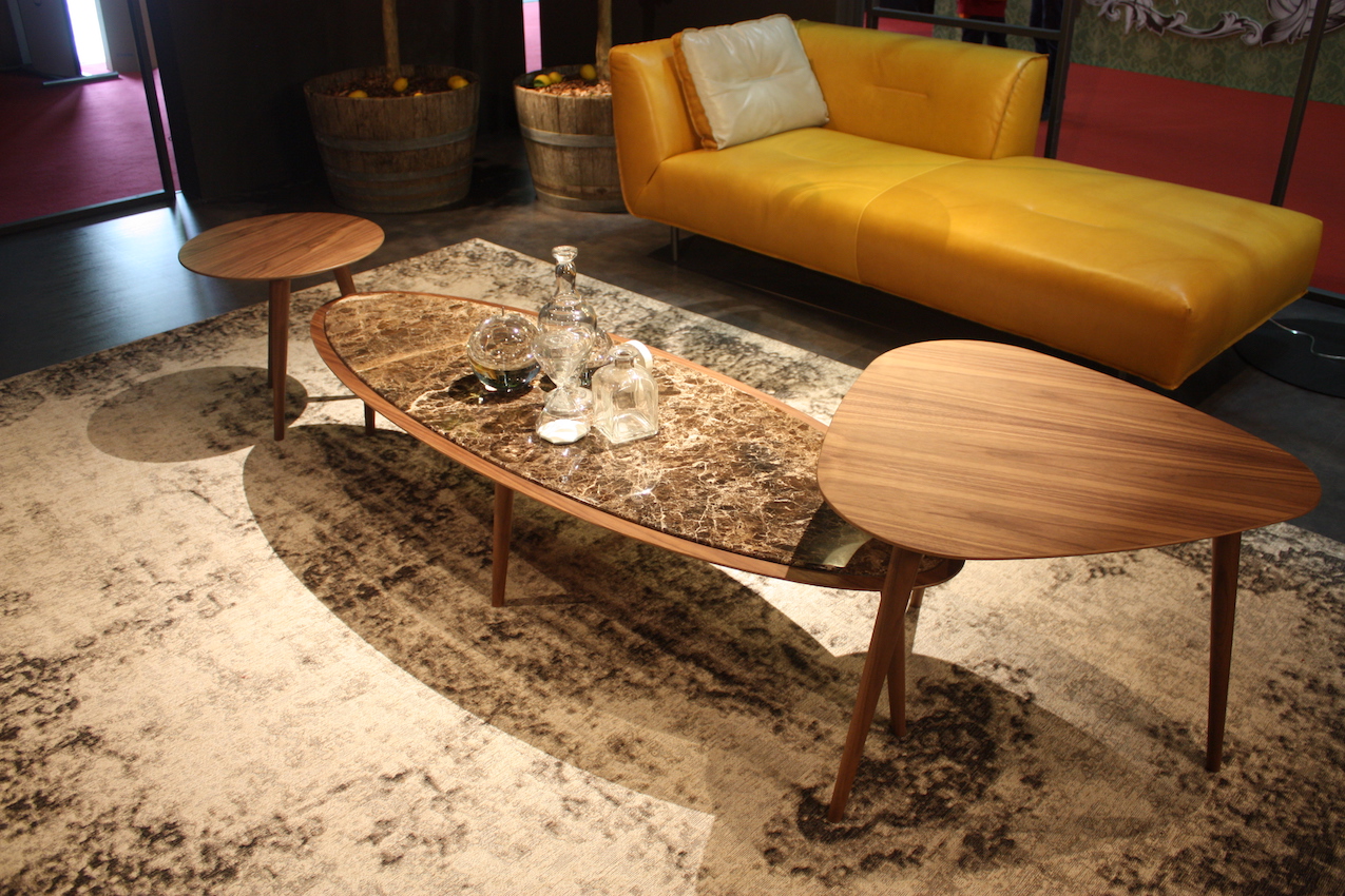 Max Divan coffee table set