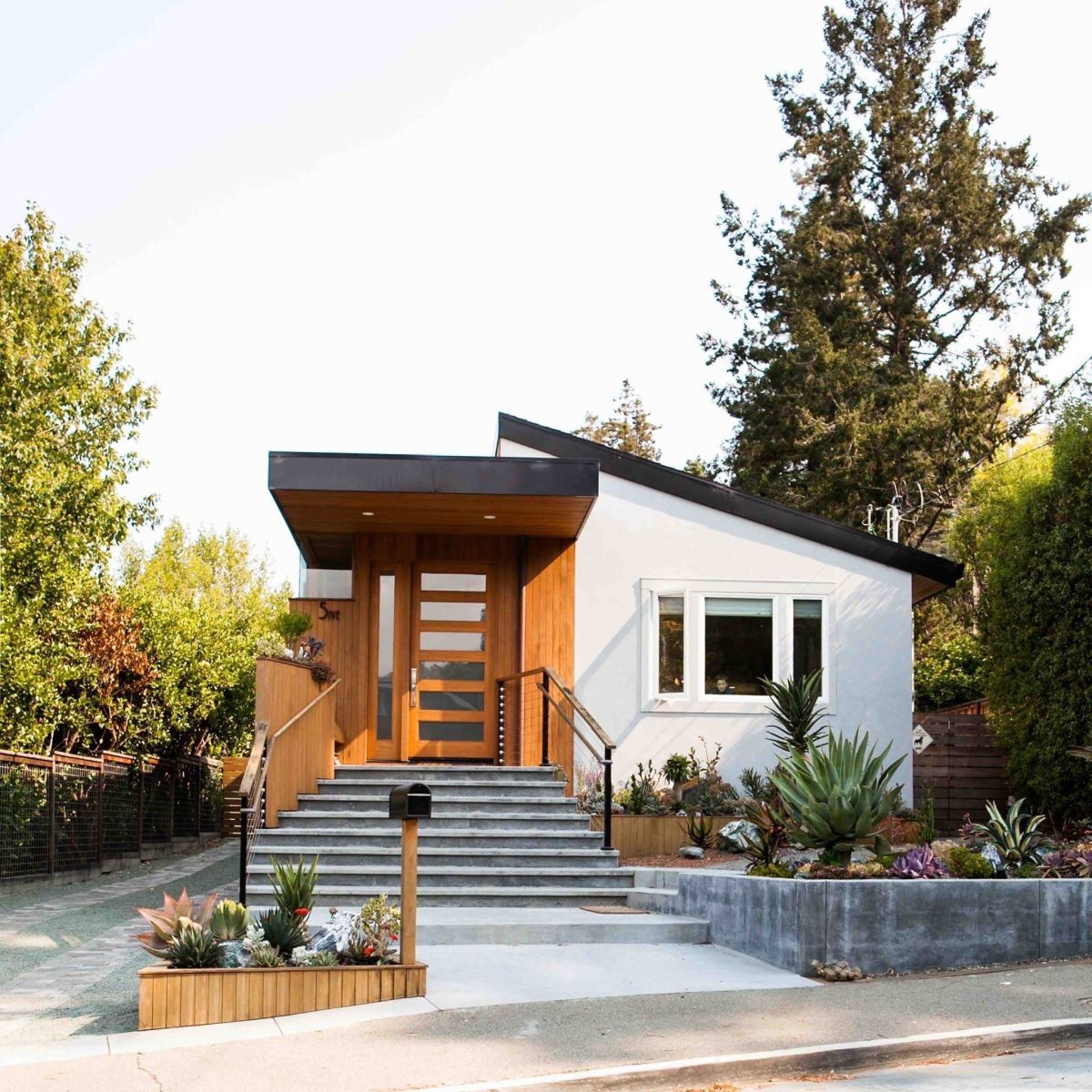 Mid-Century Modern House with Shed Roof