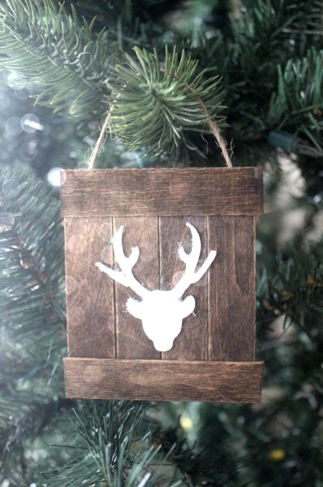 Mini deer pallet ornament