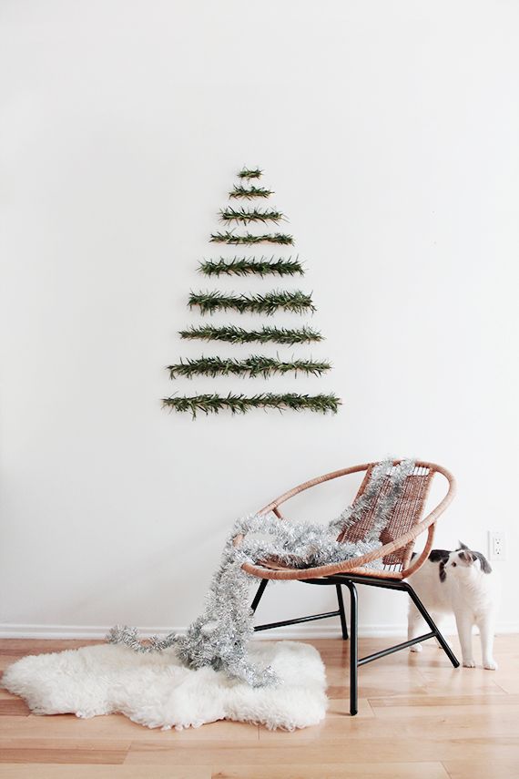 Minimalist Garland Green Wall tree