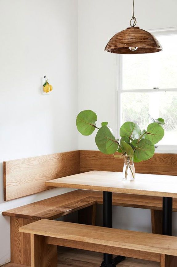 Minimalist kitchen nook design