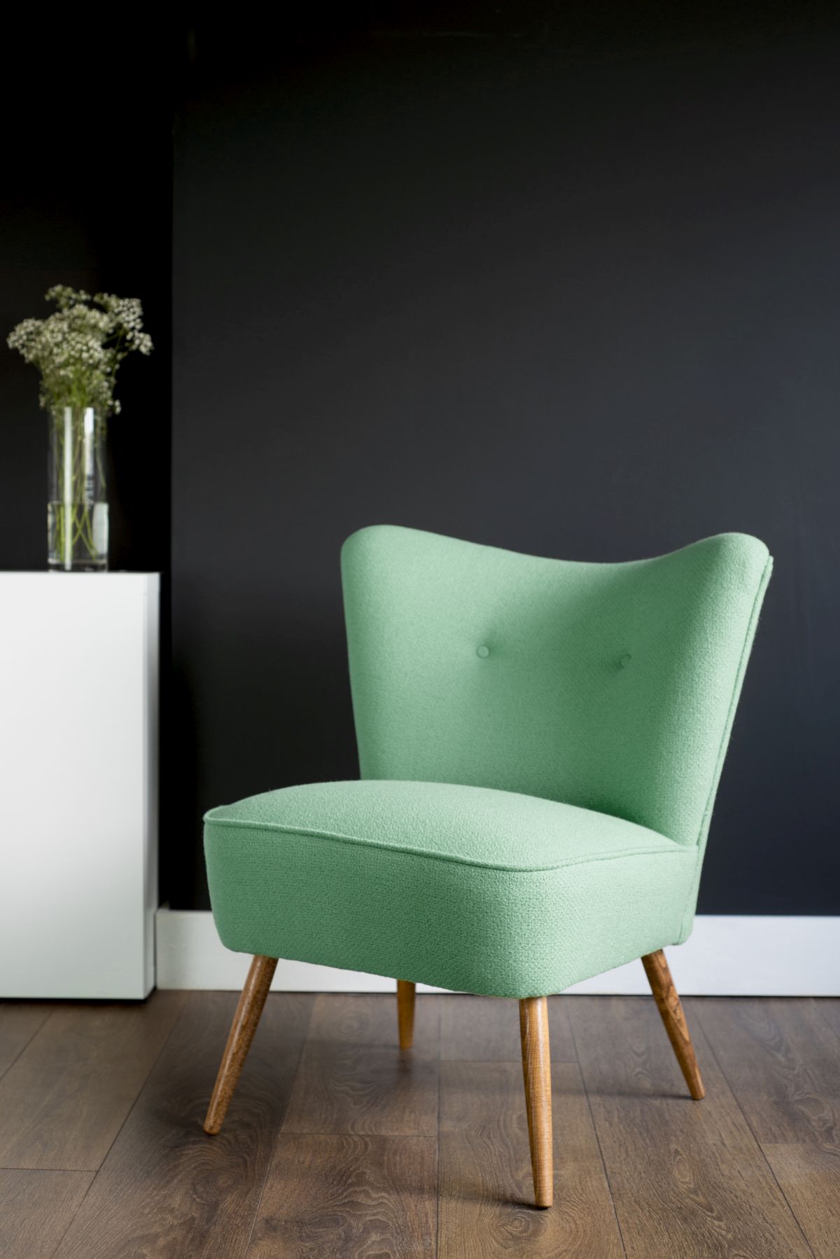 Mint armchair design
