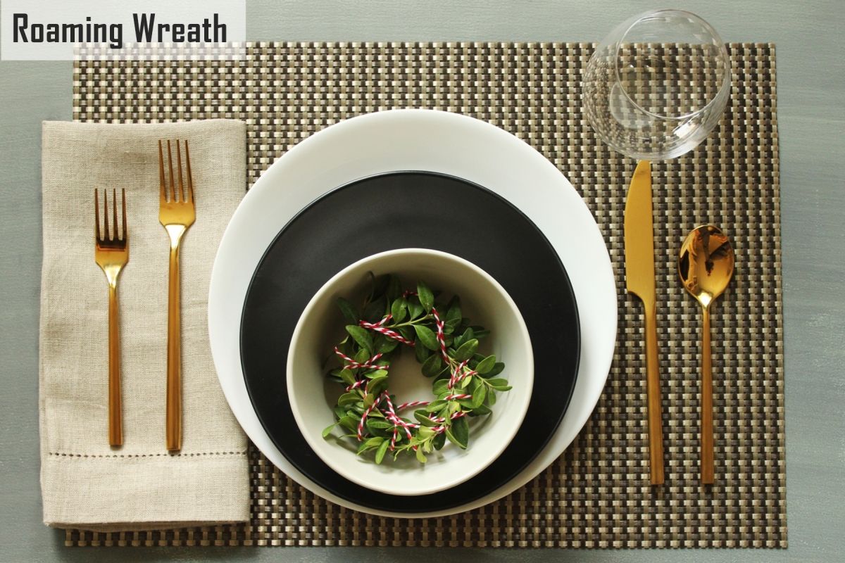 Modern Christmas Table Settings-Roaming Wreath