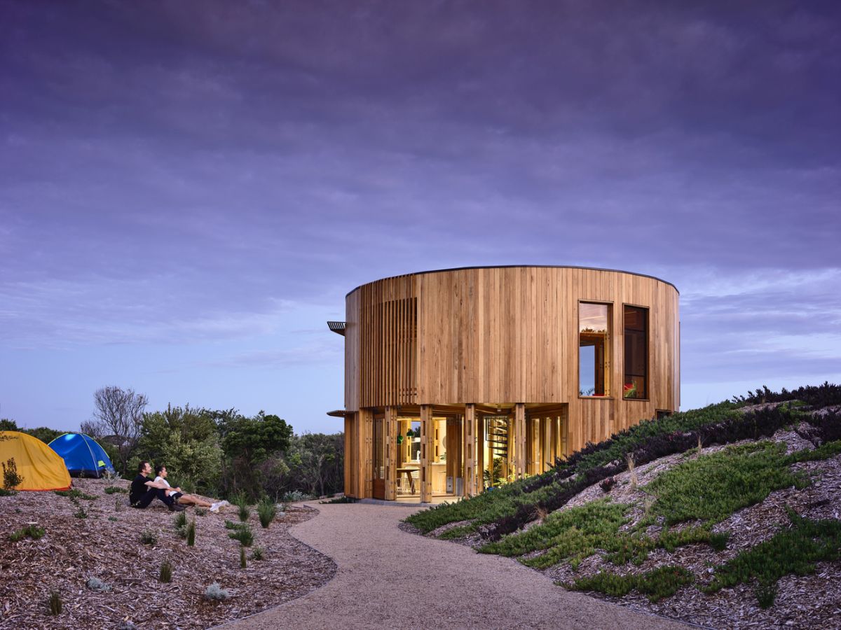 A circular dune house in Victoria