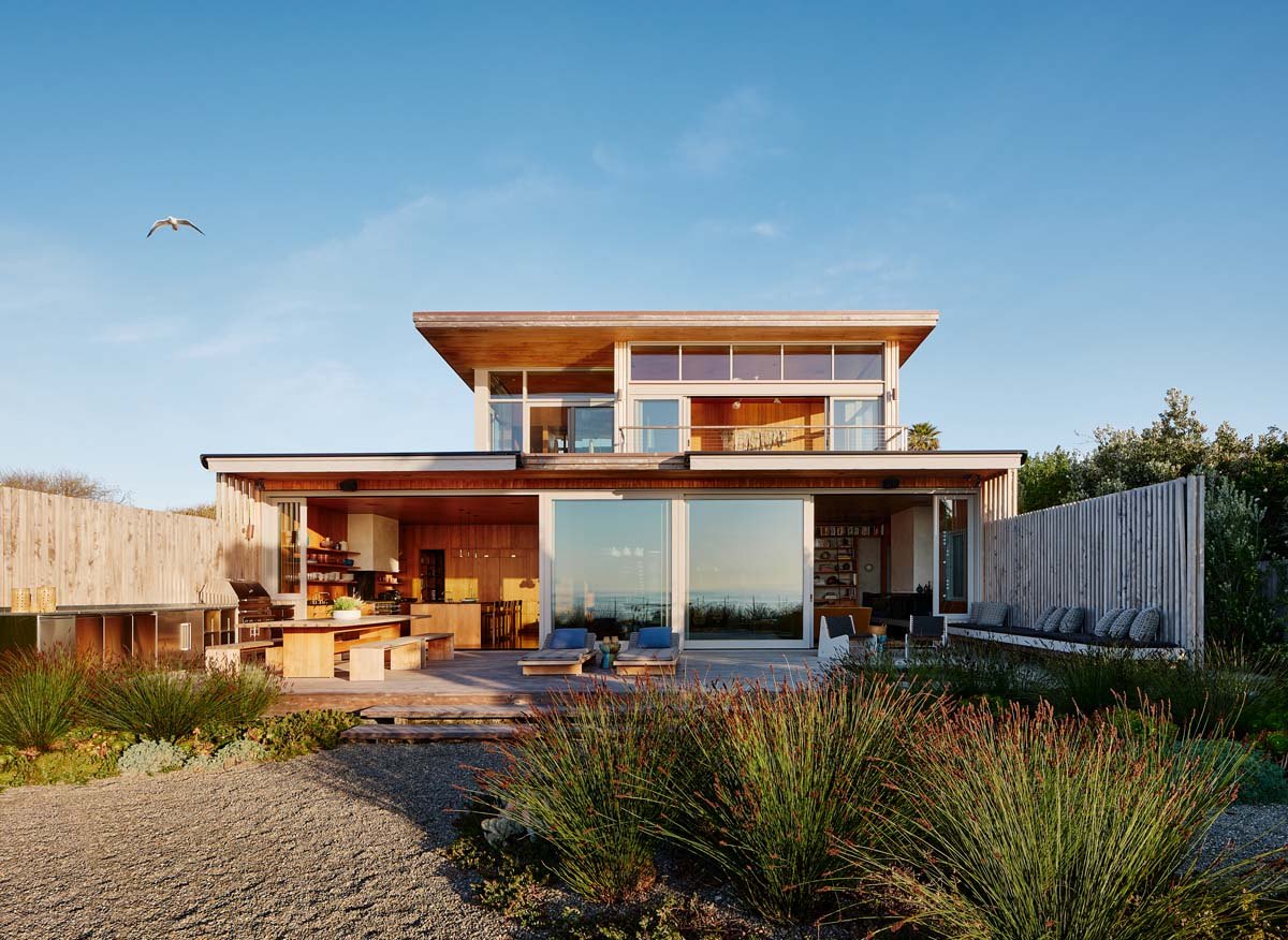 Modern Coastal House in Santa Cruz