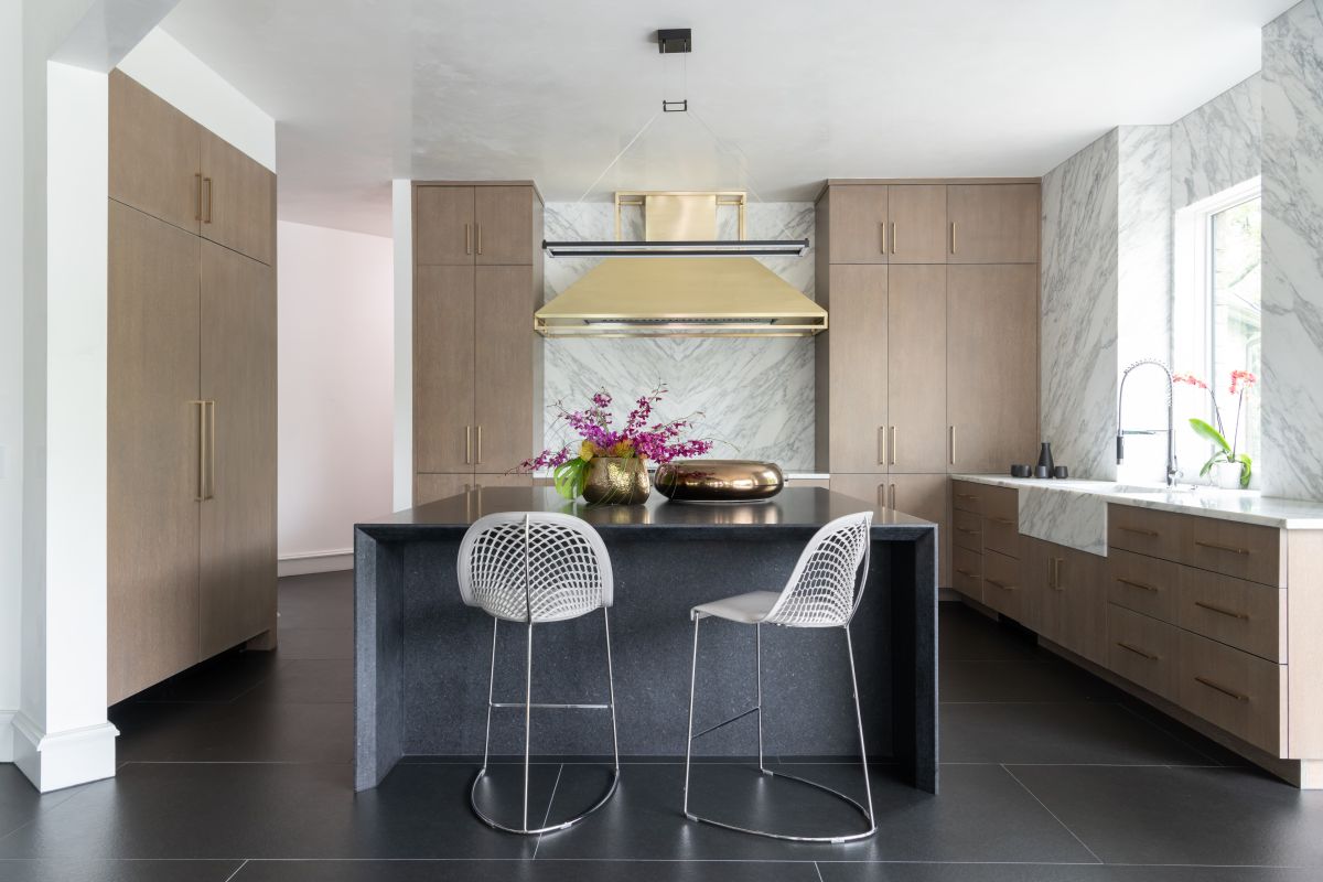 Modern Dark Floor Kitchen