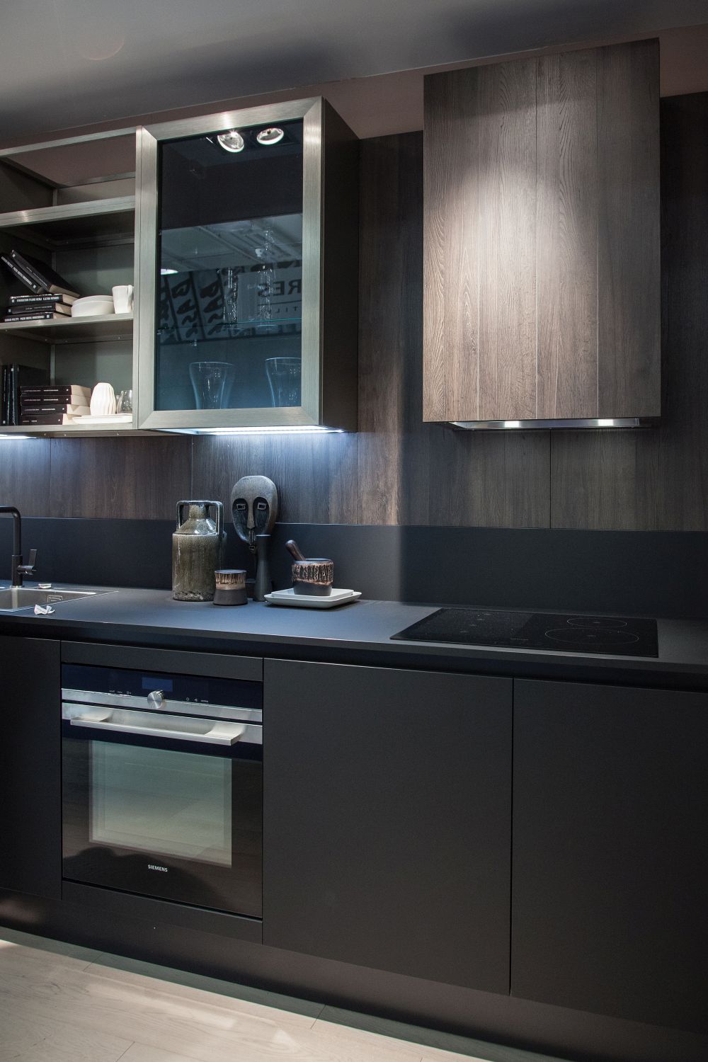 How Black Kitchen Cabinets Can Change A Space For The Better