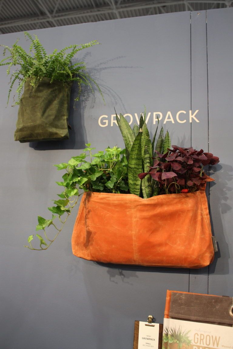 The Growpack holds an ample number of plants and folds flat for storage.