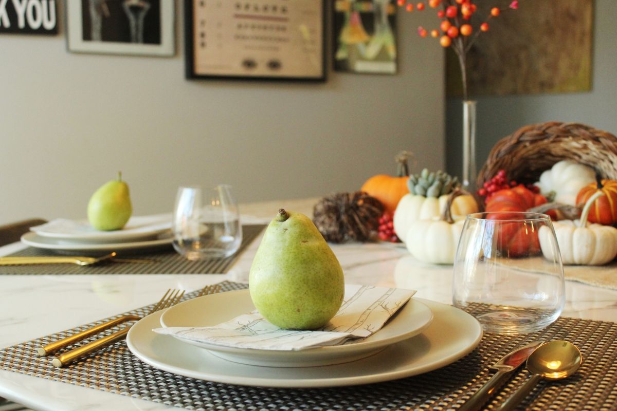 Modern Thanksgiving Table Setting- beautiful shade of yellowy green