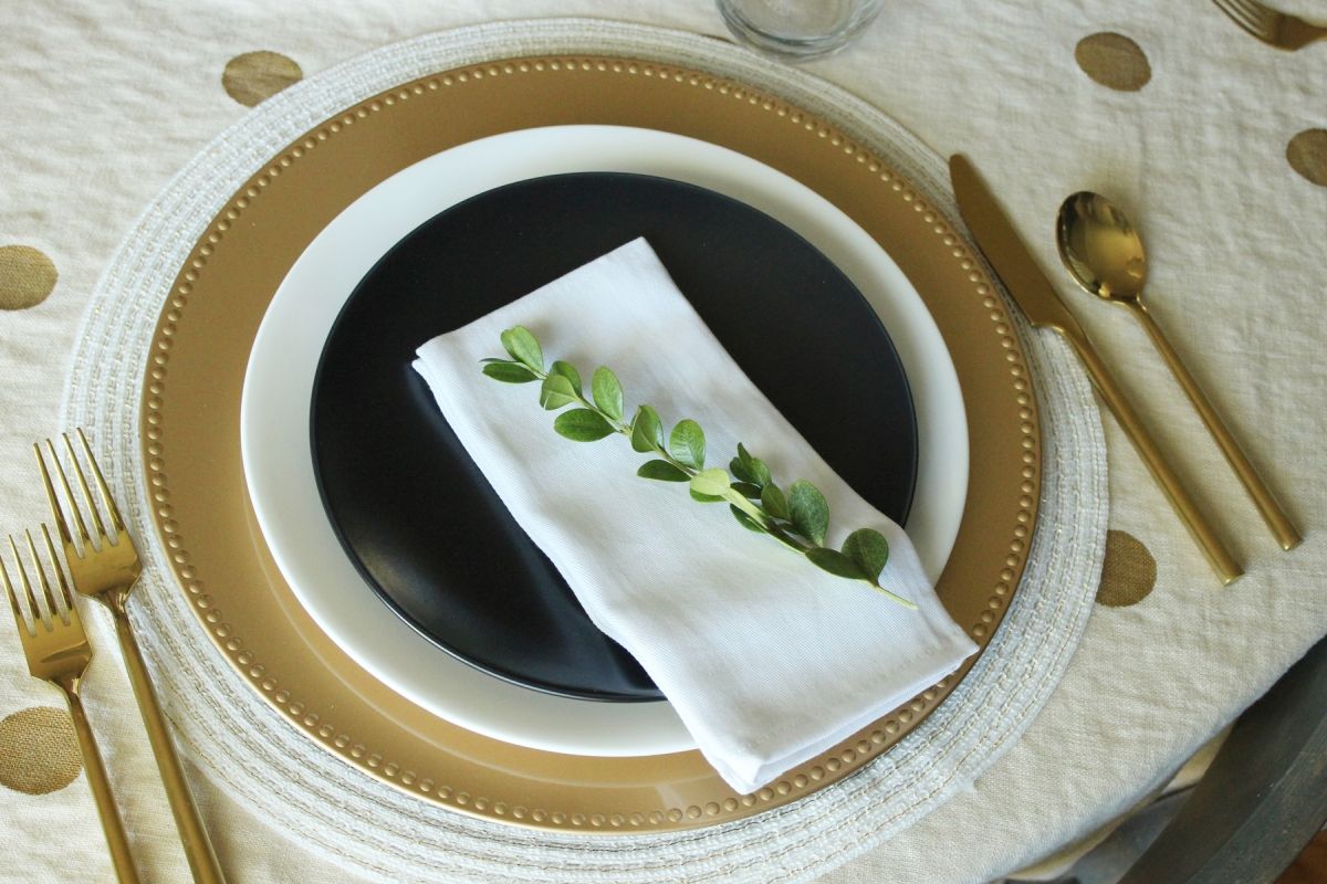 Modern Thanksgiving Table Setting-simple boxwood sprig is a favorite decorating