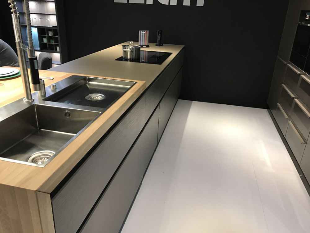 Modern leicht kitchen design