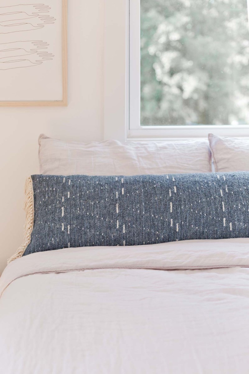 Modern pattern lumbar pillow