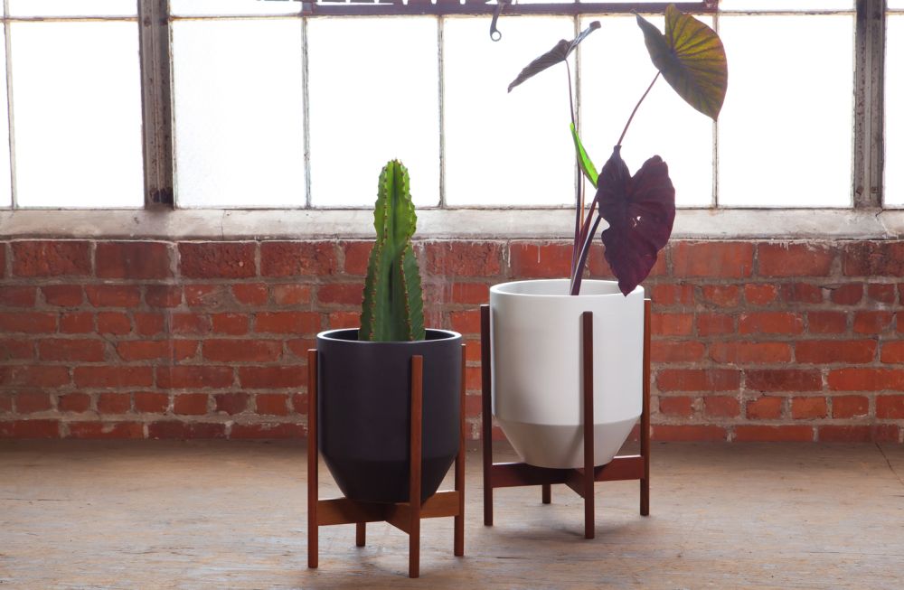 15 Plant Stands That Raise The Bar For Stylish Interior Decors