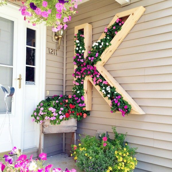 Monogram planter tutorial