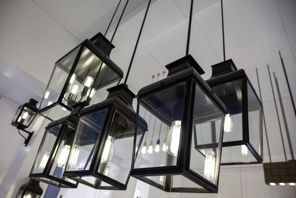 Montrose pendant glass lamp