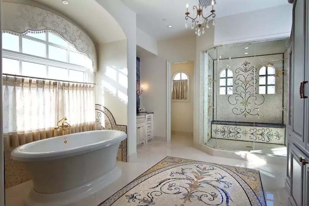 Mosaic bathroom 1024x682