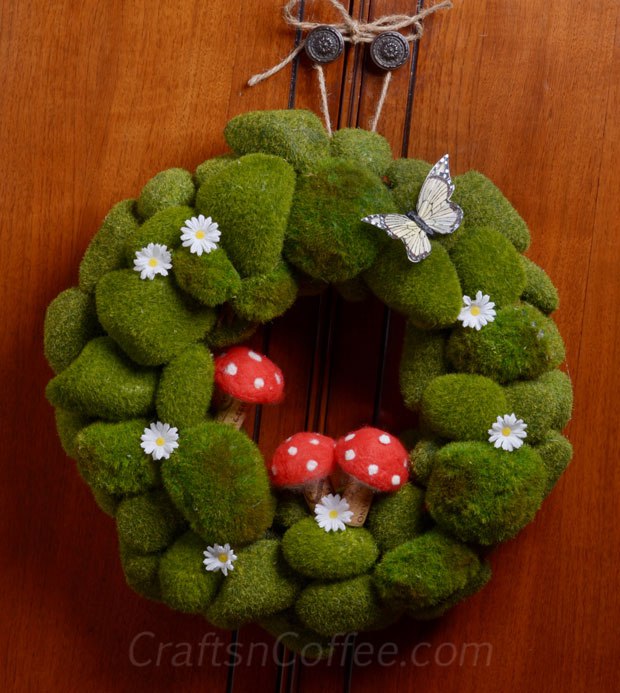 Moss DIY spring wreath