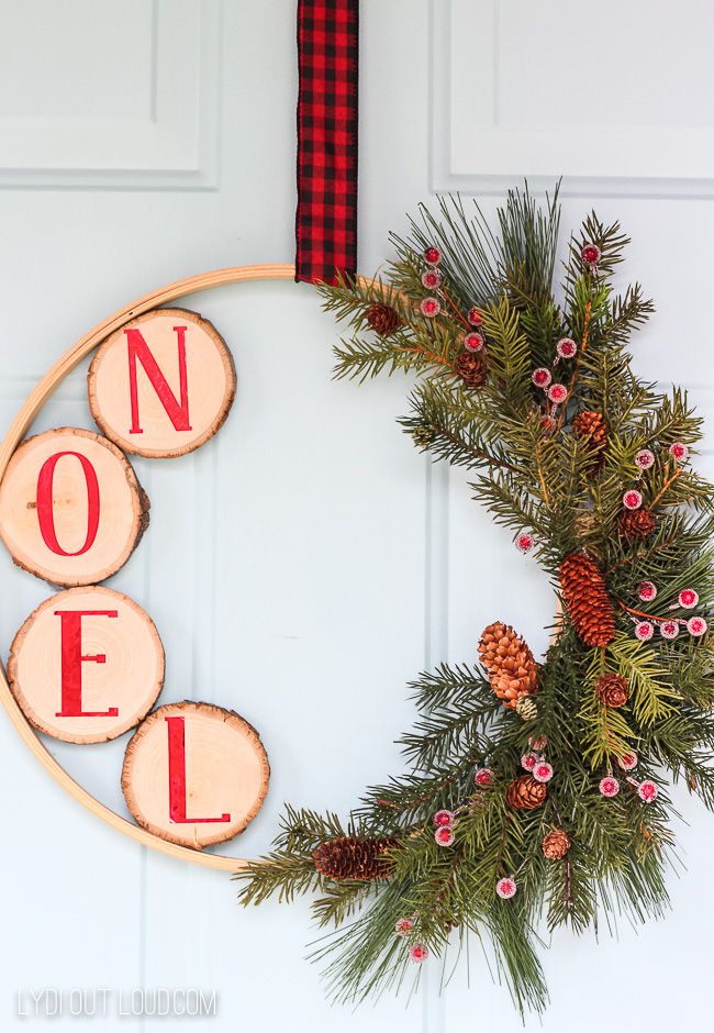 A great farmhouse Christmas décor addition