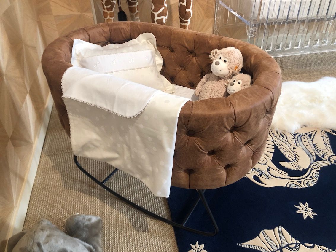 NYC Holiday House tufted crib