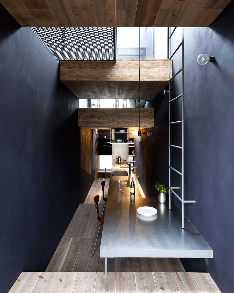 Narrow 1.8m house by YUUA architects interior