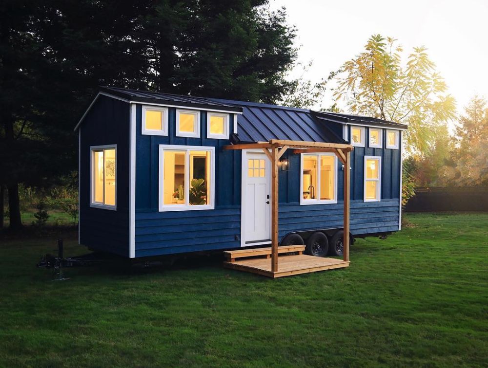 Navy blue tiny house color