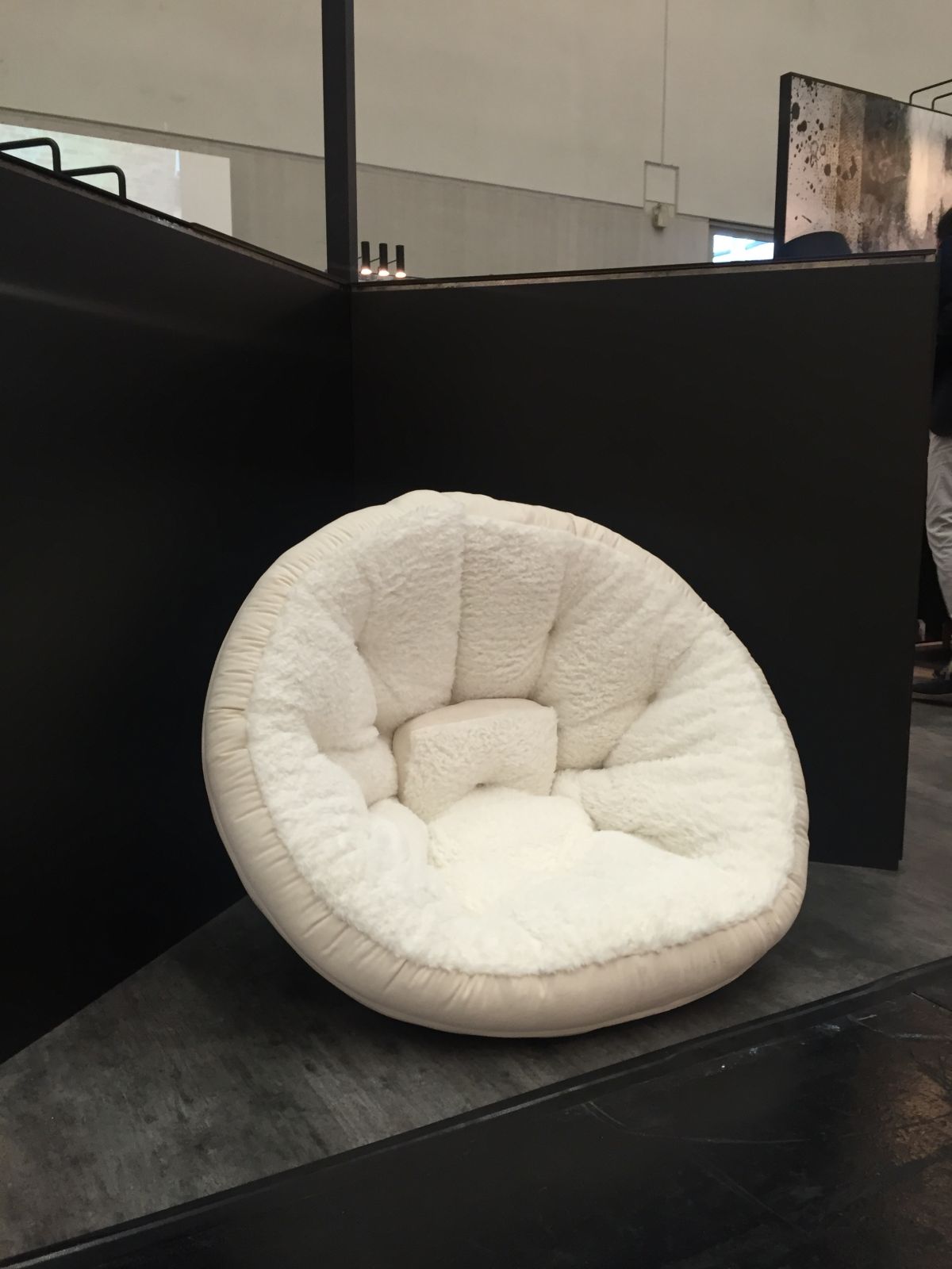 Nest futon floor chair