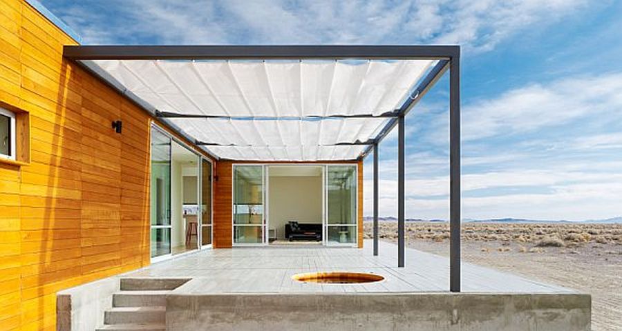 Nevada desert house entry area