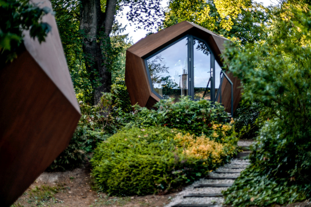 Office cabin shaped like a gem