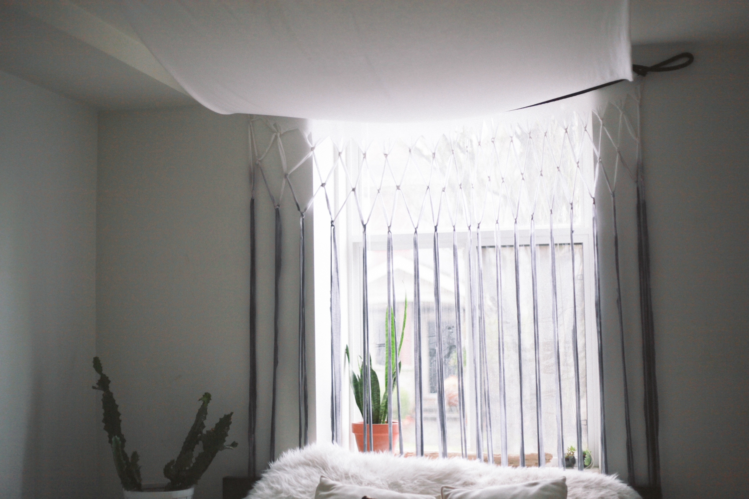 Ombre Canopy Bed