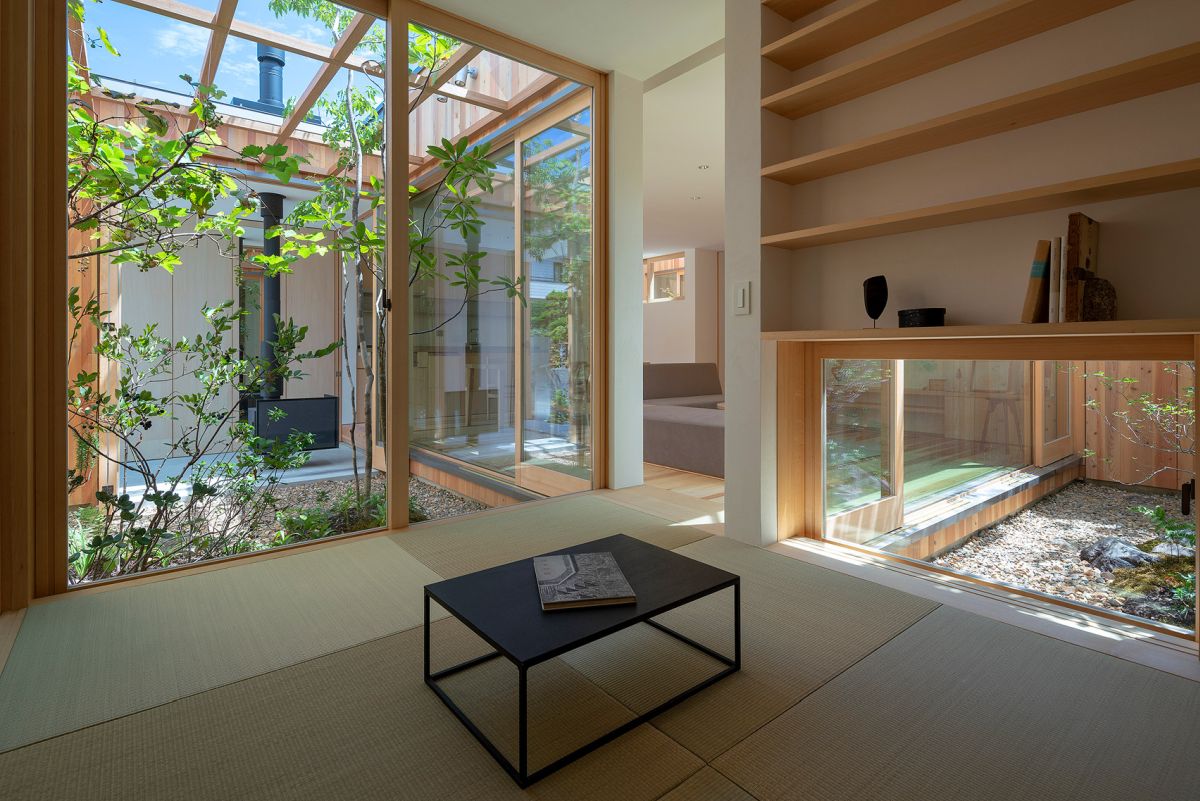 Osaka based practice Arbol in Akashi House in Japan minimal design