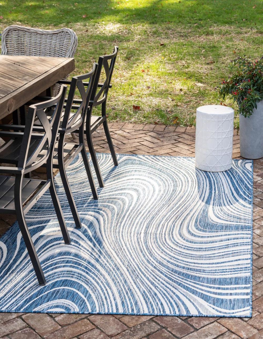 Outdoor modern blue carpet rug