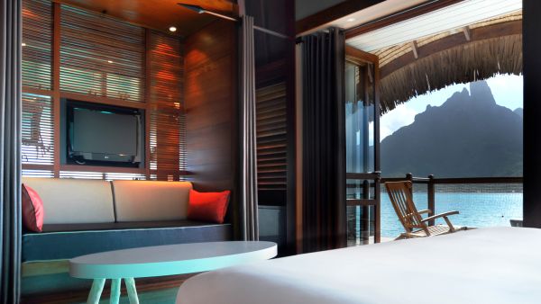 Overwater Bungalow Le Meridien