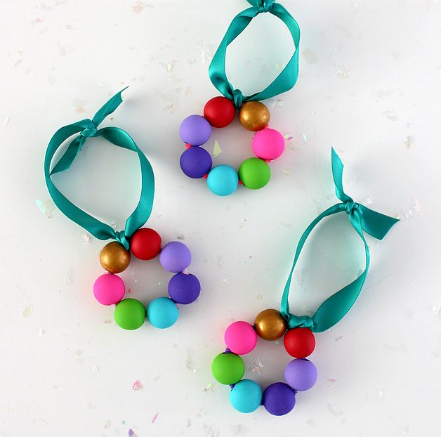 Paired wood beads christmas ornaments