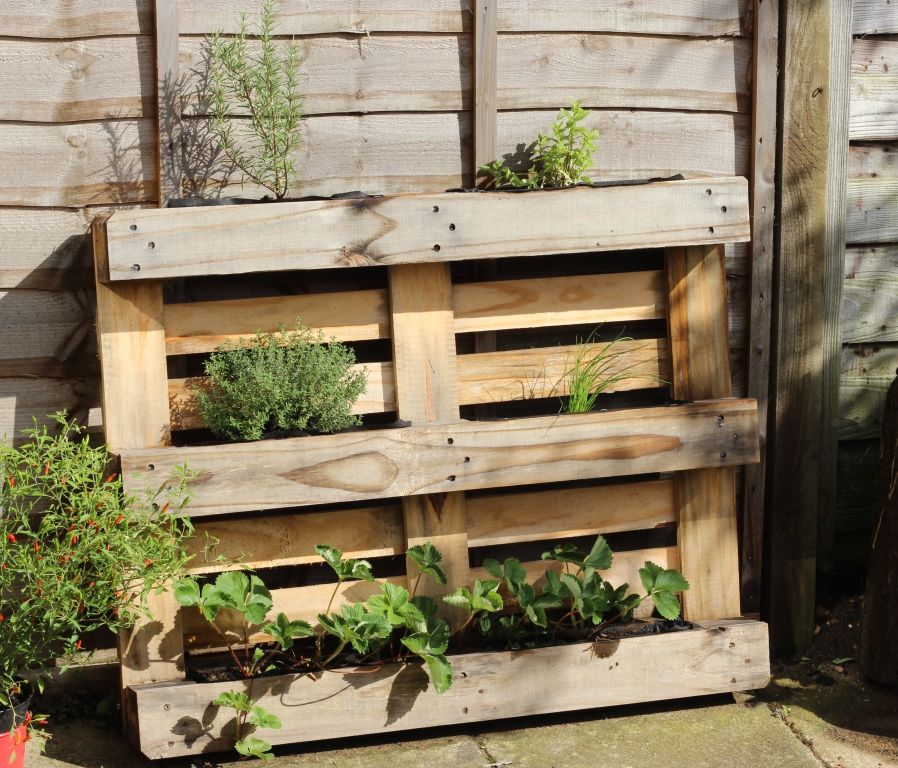 DIY Pallet Herb Planter