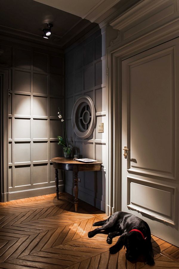 Paolo Badesco Foyer design with chevron wood floor parquete