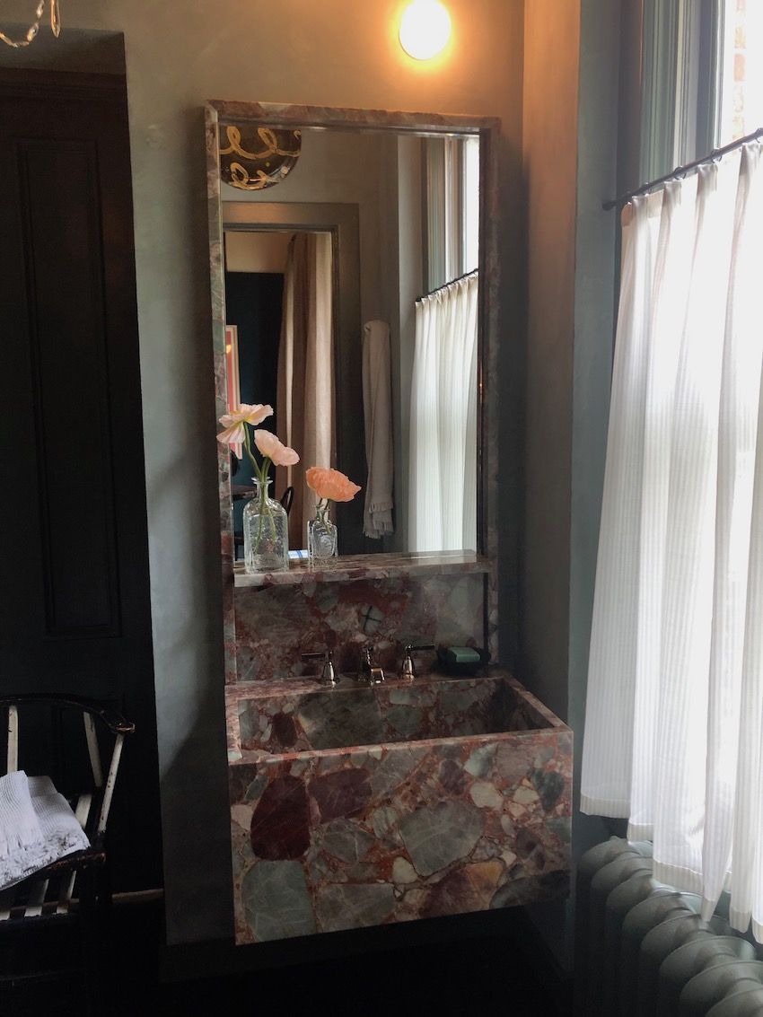 Pappas Miron bathroom design