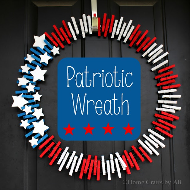 Patriotic wreath clothespin