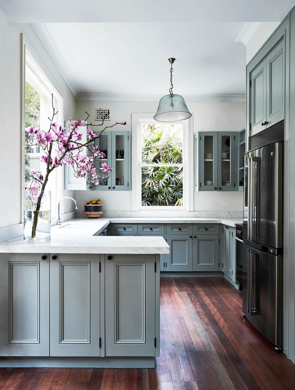 Peninsula kitchens