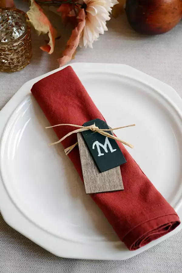 Personalize your thanksgiving table with monogram napkin