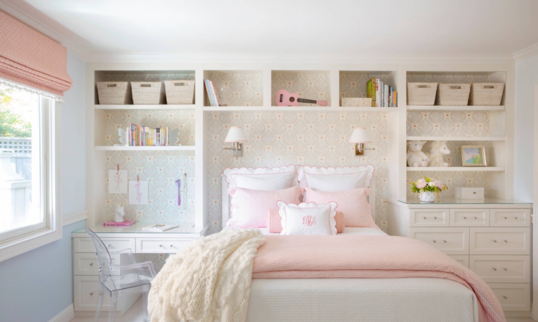 Pink pastel bedroom decor