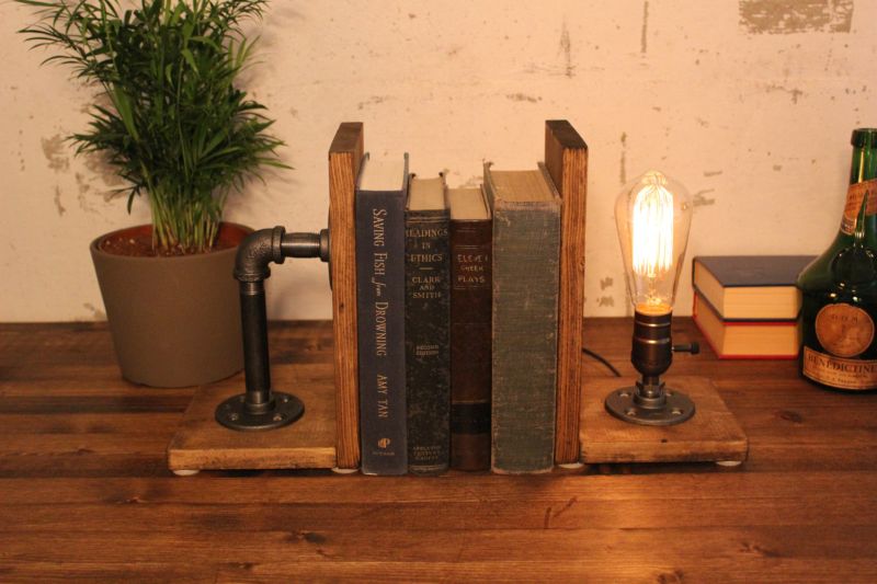 Pipes bookends with lighting