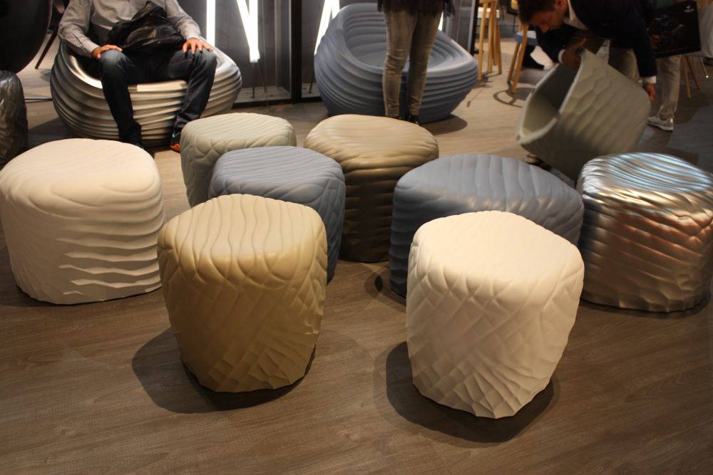 Plastic molding round ottoman