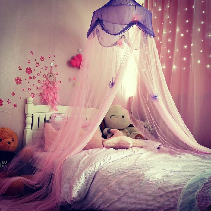 Polyester Hook and Loop Canopy Curtains for a Childrens Bedroom