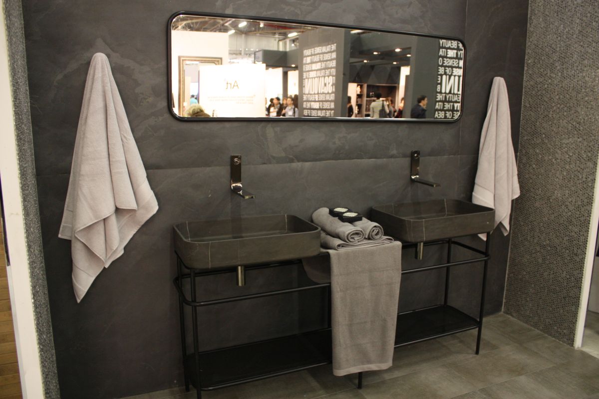 Porcelanosa bathroom Layout Design