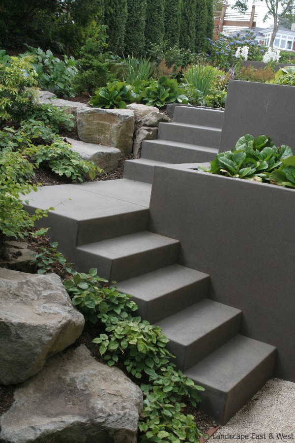 Poured Concrete Retaining Wall