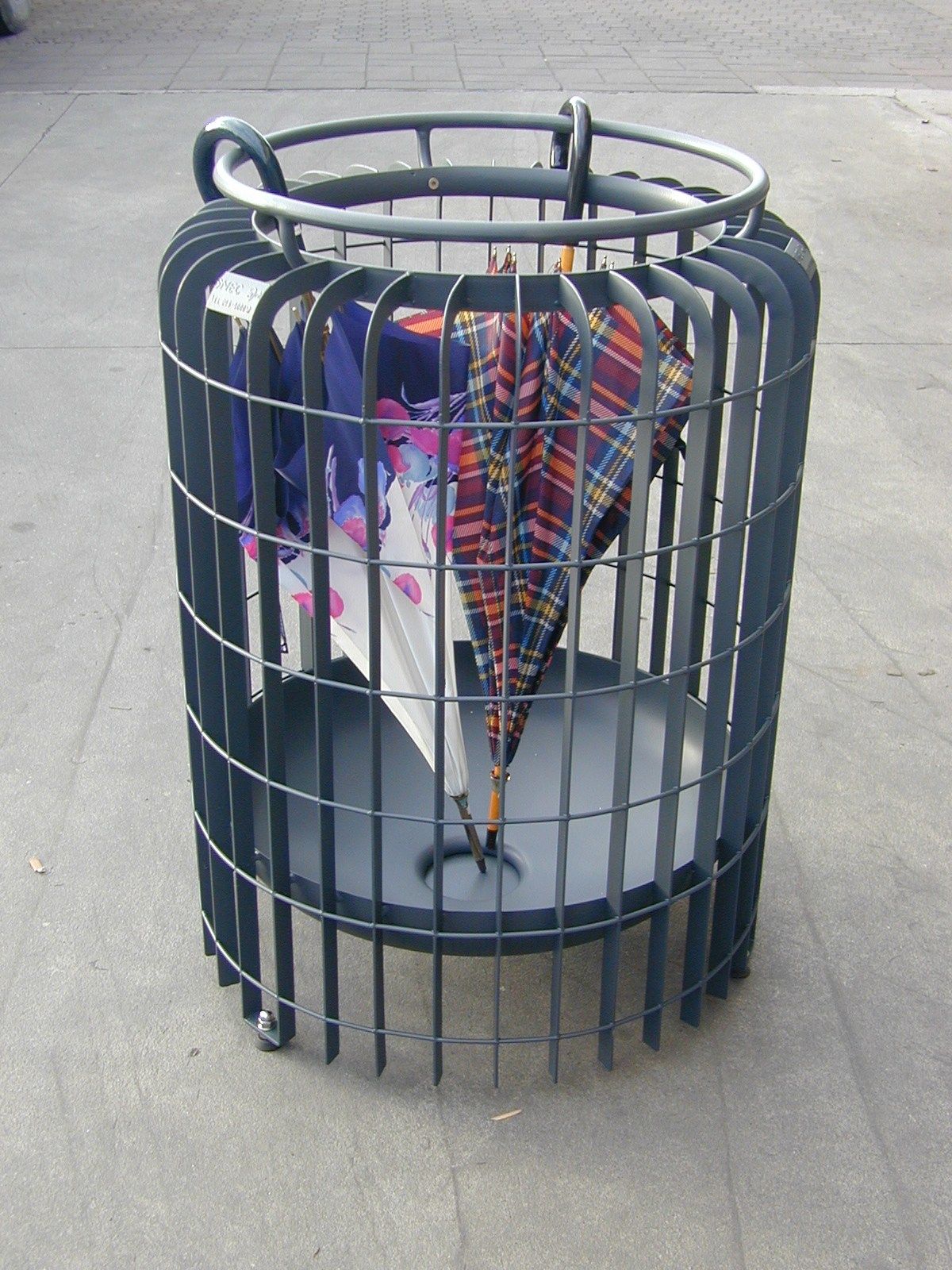 Public Design steel umbrella stand