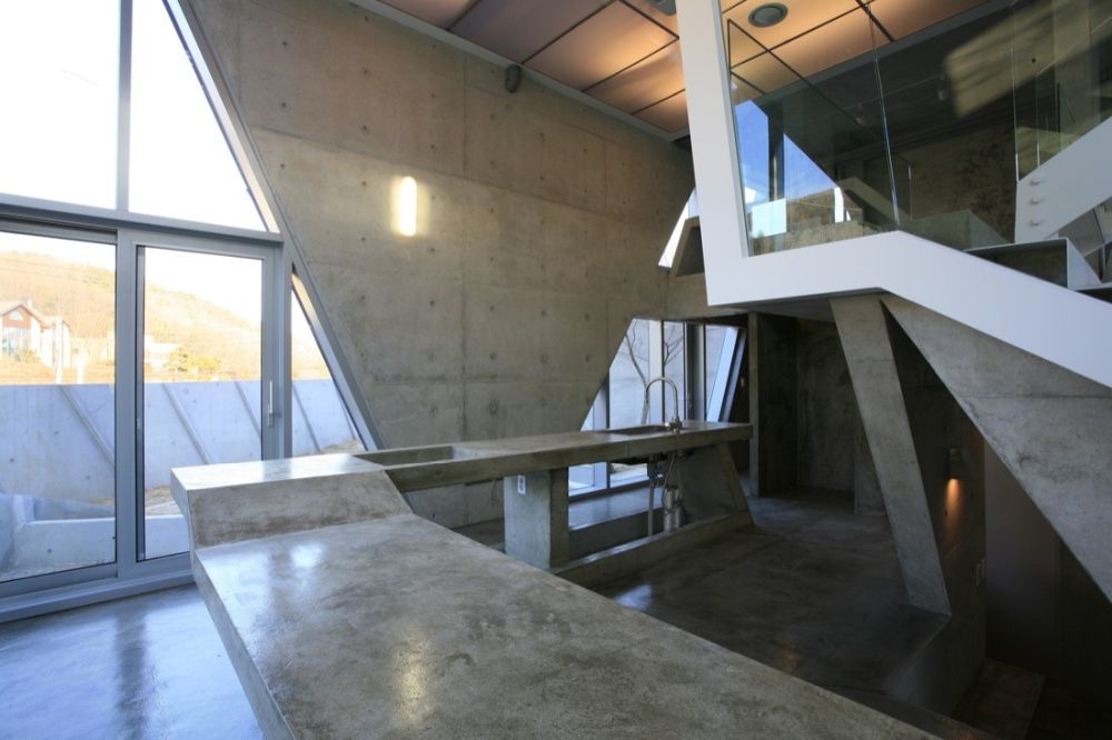 Purple Hill House Concrete interior design