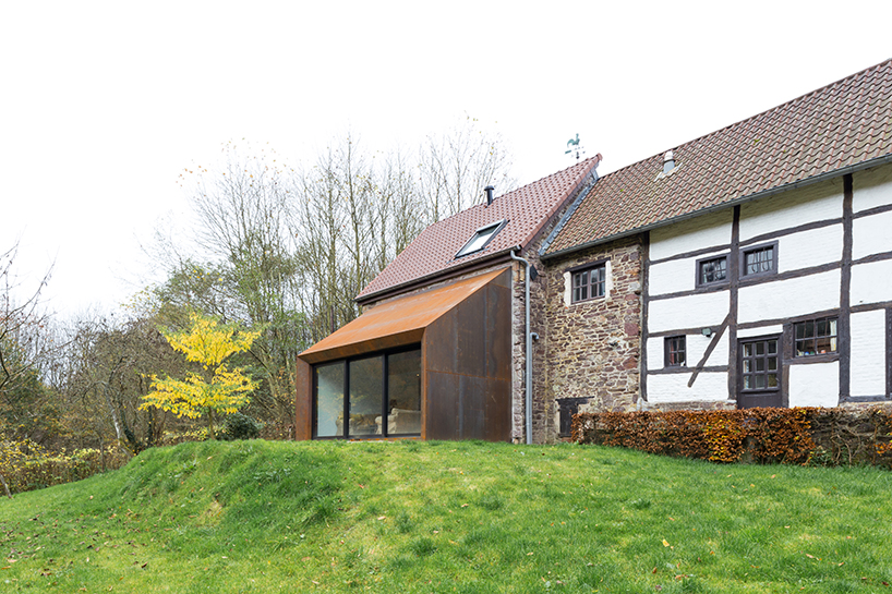 Puzzles Architecture Corten Steel Extension