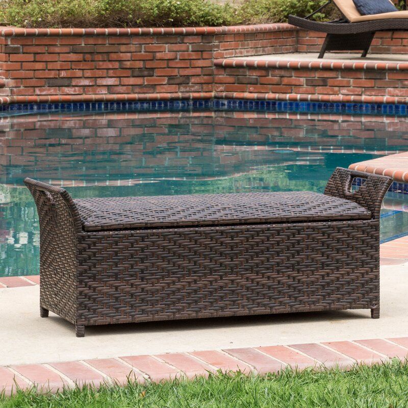 Quinto Wing Wicker Storage Bench