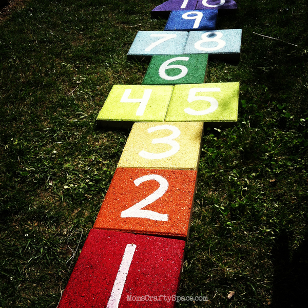 RAINBOW PAVER HOPSCOTCH